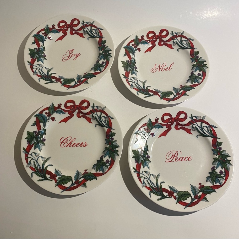 Martha Stewart Holiday Collection Christmas Appetizer Plates 6.5” Set of 4